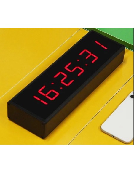 Reloj digital LED
